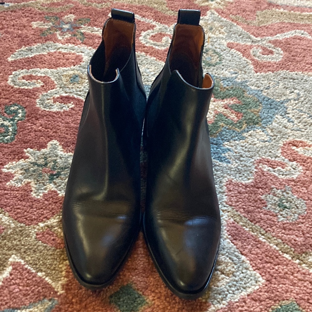 Everlane black booties size 11
